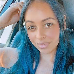 Meet your Posher, Abby